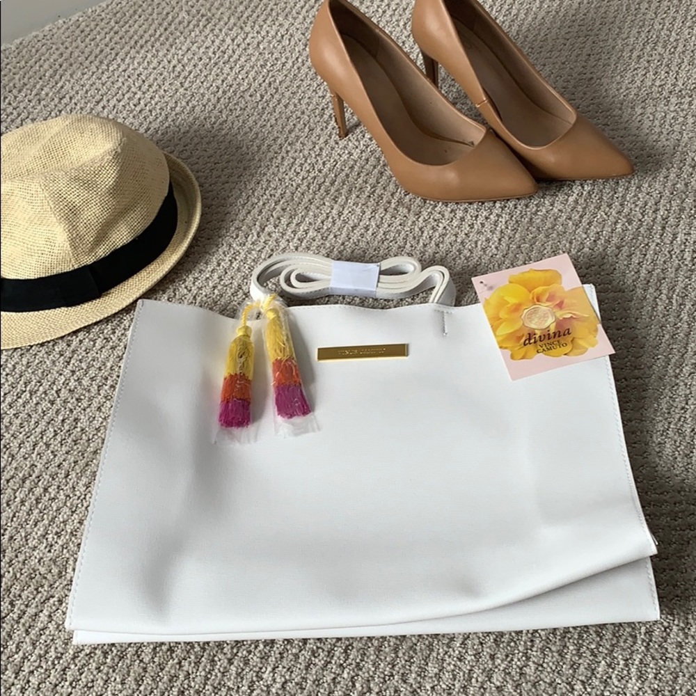 Vince Camuto Tote
